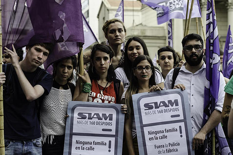 Los trabajadores de SIAM cortaron Callao y Corrientes