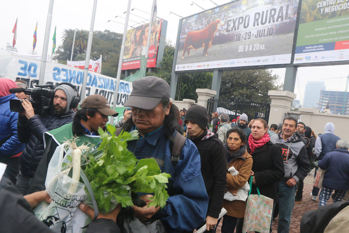 Después de la represión, vuelve el verdurazo