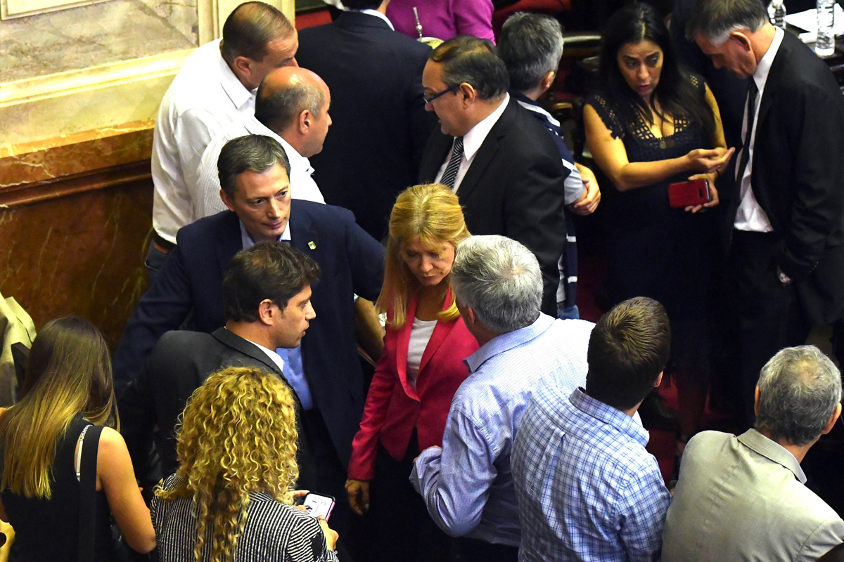 Con cambios de la oposición y críticas de Kicillof, se aprobó la ley impositiva bonaerense