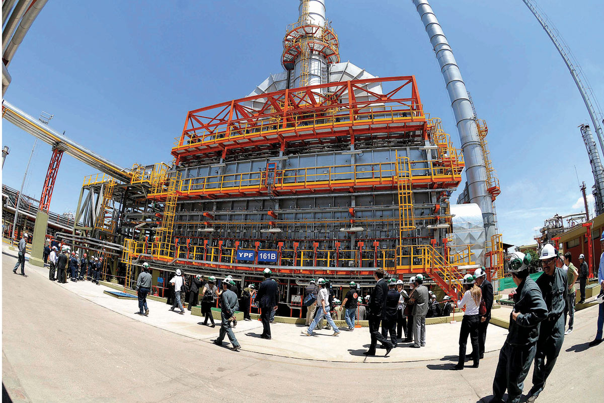 Derrumbe: la actividad industrial cayó 8,1% en junio