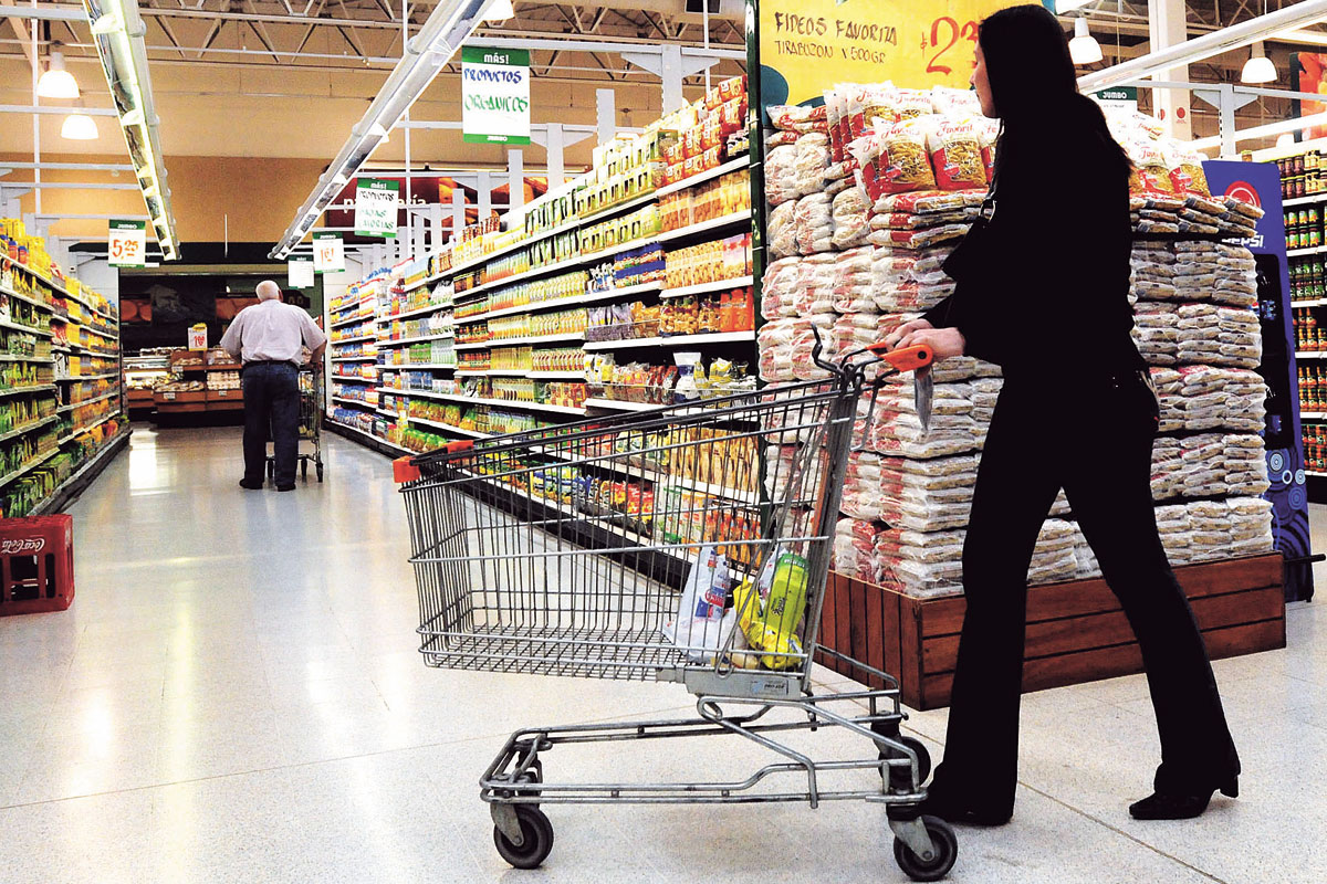 Los alimentos aumentaron 7,5% en febrero y dispararon el IPC al 4,7%