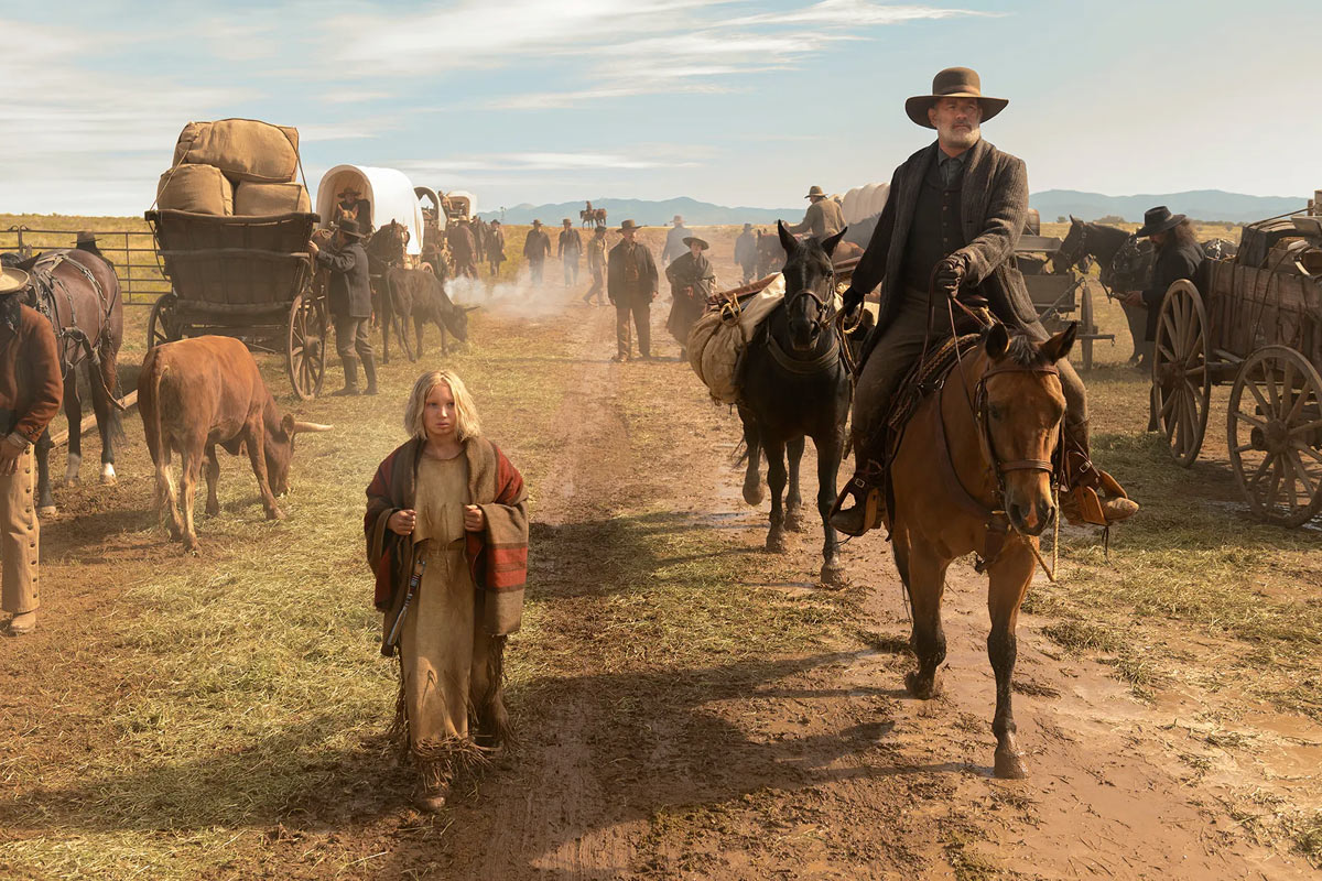 Tom Hanks comanda un western que dice  más de lo que parece