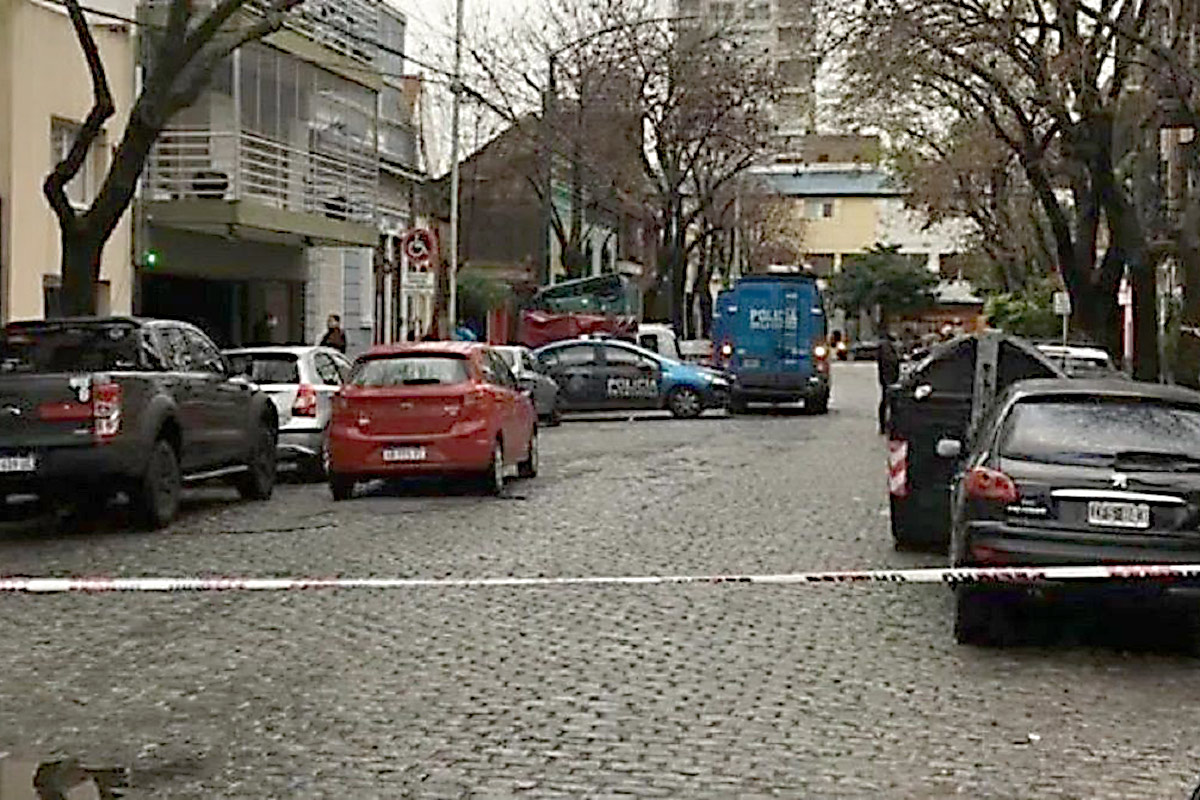 Tras el hallazgo de una mujer muerta en Colegiales, detuvieron a un sospechoso