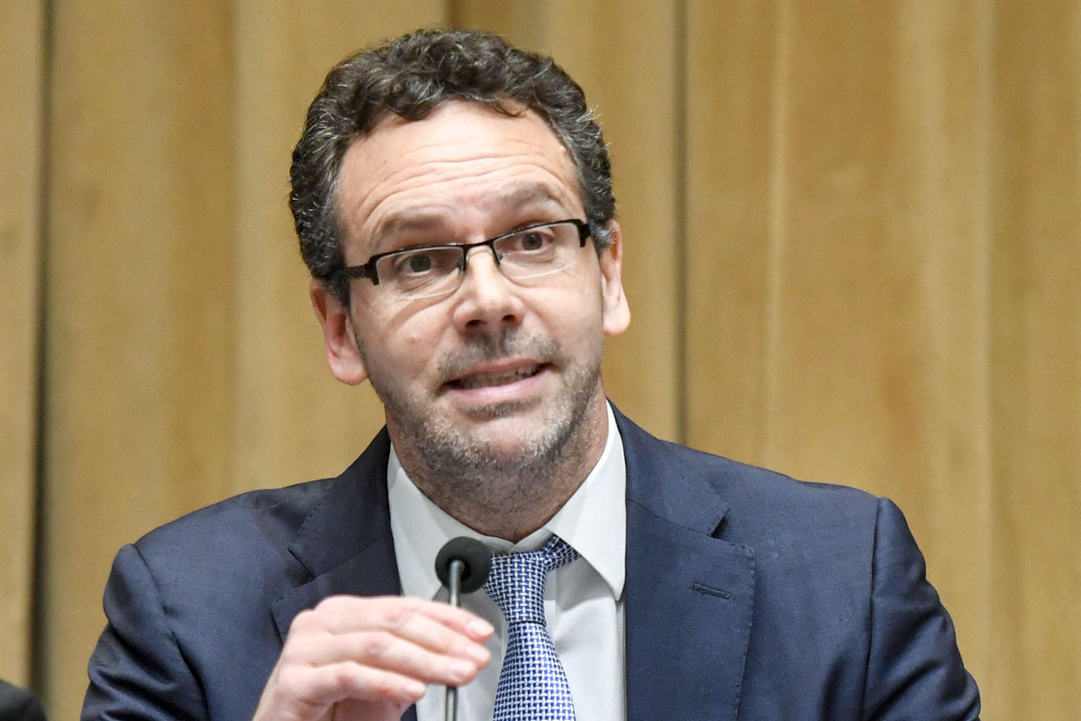 Cambio de planes: el Banco Central saldrá a darle pelea al dólar para calmar expectativas