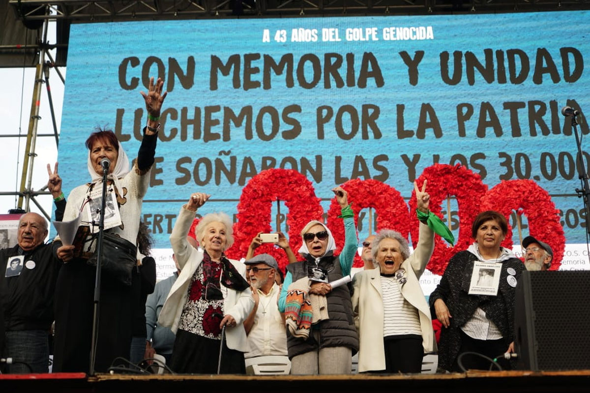 A  44 años del golpe los organismos reclamaron acelerar los juicios y la búsqueda de los nietos desaparecidos