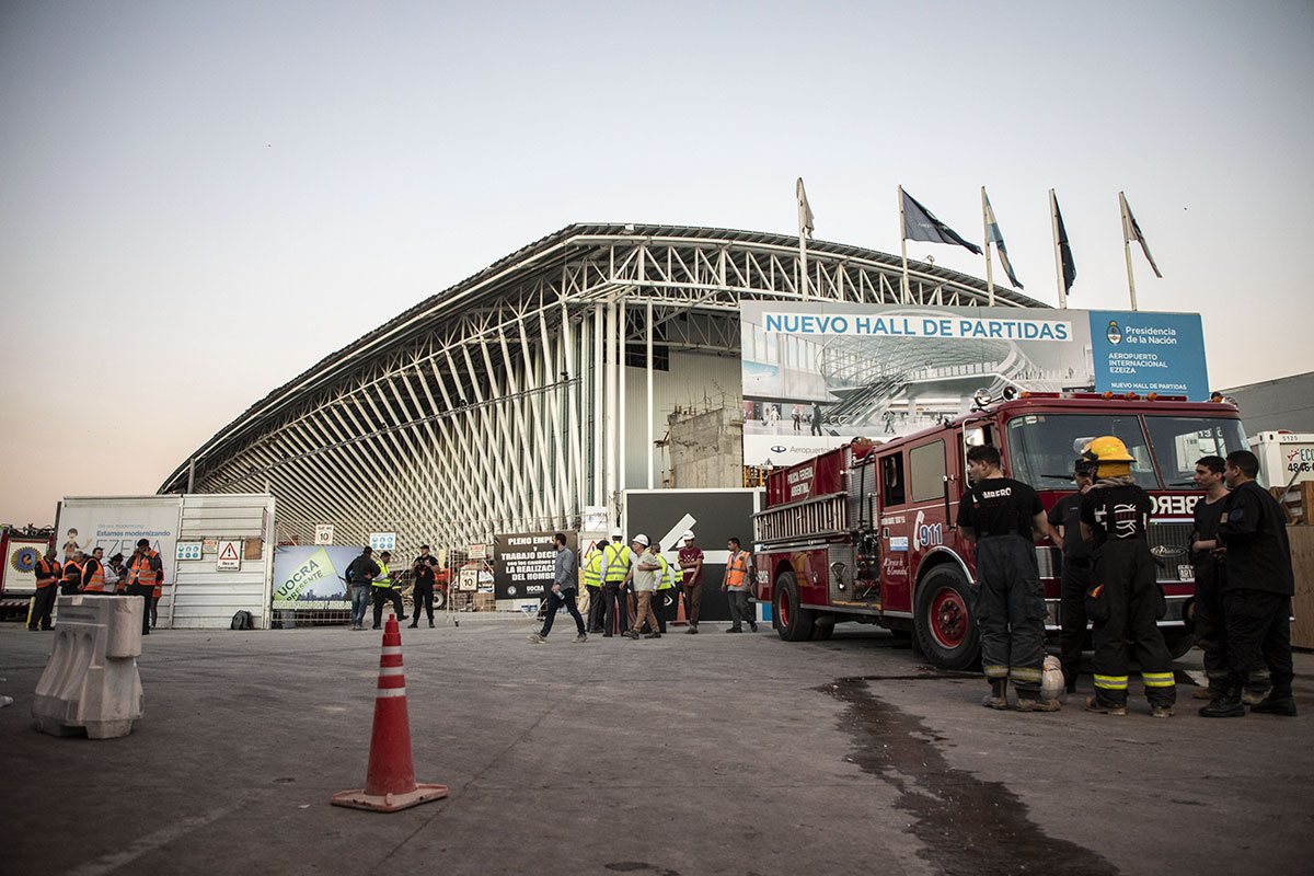 El gobierno niega haber pedido la suspensión de la obra en Ezeiza