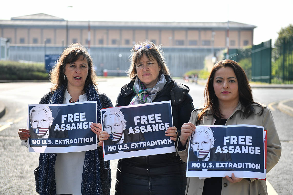 Cientos de firmas contra la extradición de Assange a Estados Unidos
