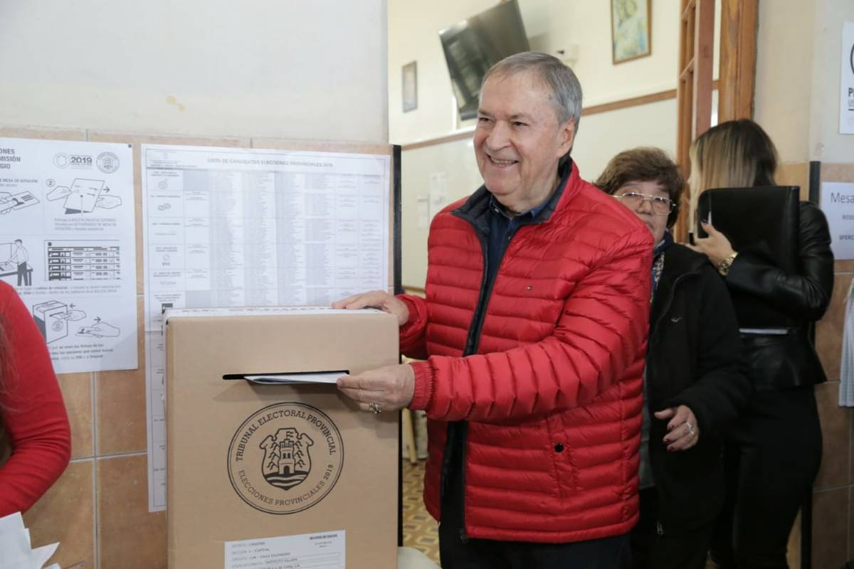 Referentes del PJ cordobés se suman al frente opositor de Fernández-Fernández