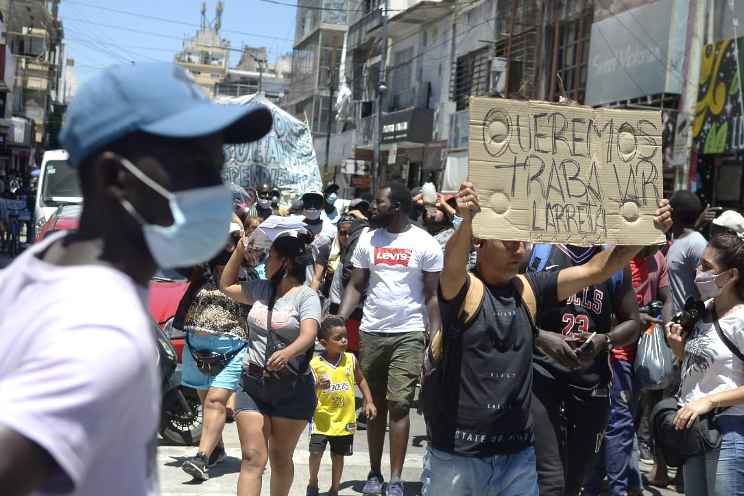 Vendedores ambulantes de Once le reclaman al Gobierno porteño abrir una mesa de diálogo