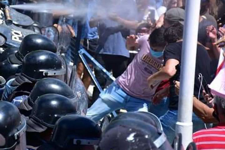 Formosa: violenta represión policial a manifestantes