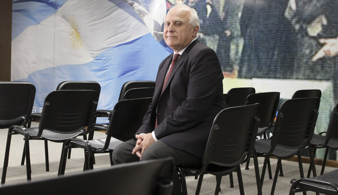 «La realidad obliga al gobierno a cambiar»