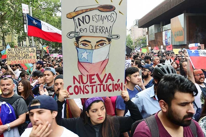 La Convención chilena presentó el borrador de la nueva Constitución