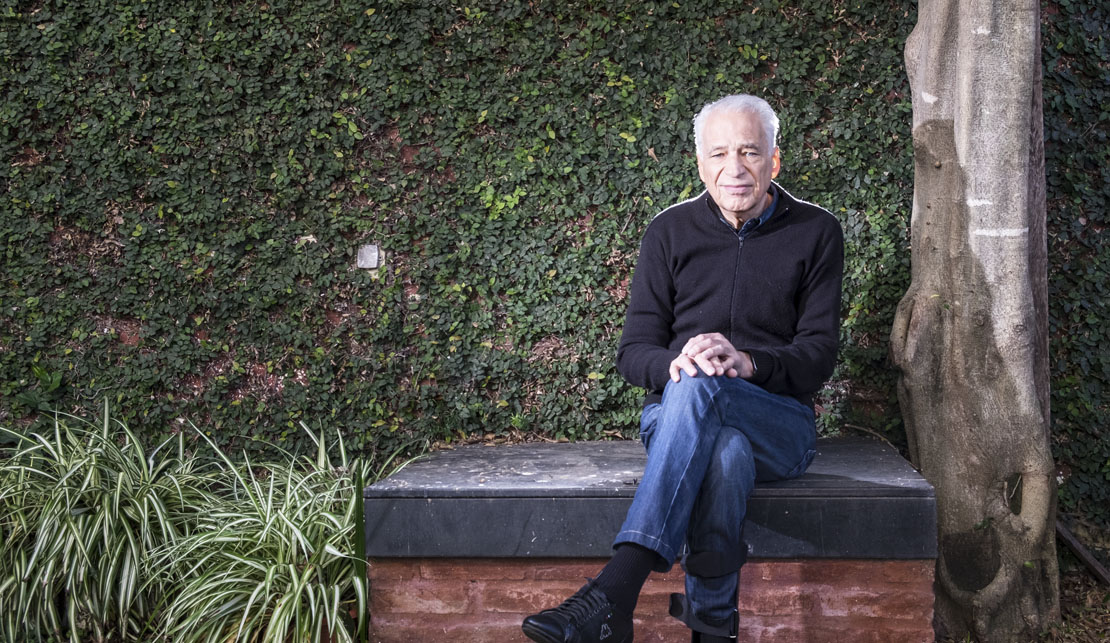 «Con la industria de la alimentación habrá que acordar, o regular»