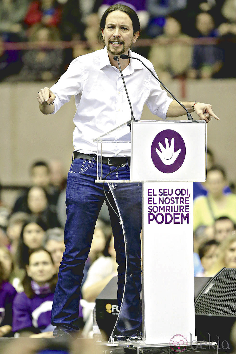 ¿Llega al fin el preludio de una España que termina y otra España que bosteza?