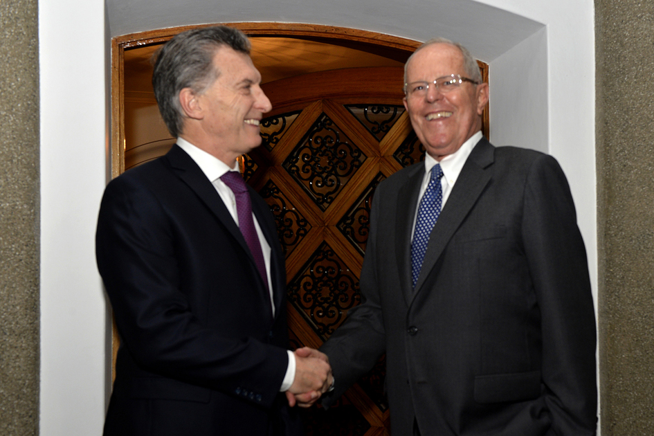 Minicumbre entre Macri y el nuevo presidente peruano