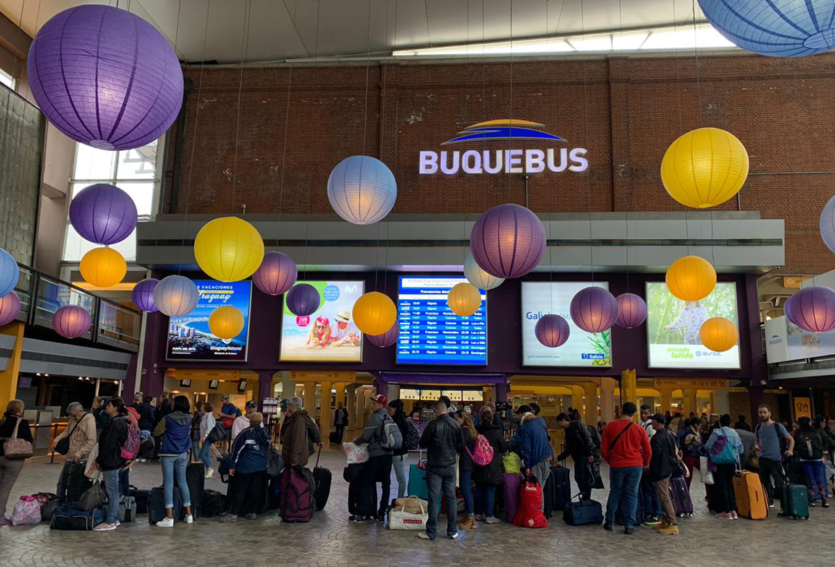 La «Vuelta a la Patria» de 90 venezolanos finalmente se hizo vía Montevideo