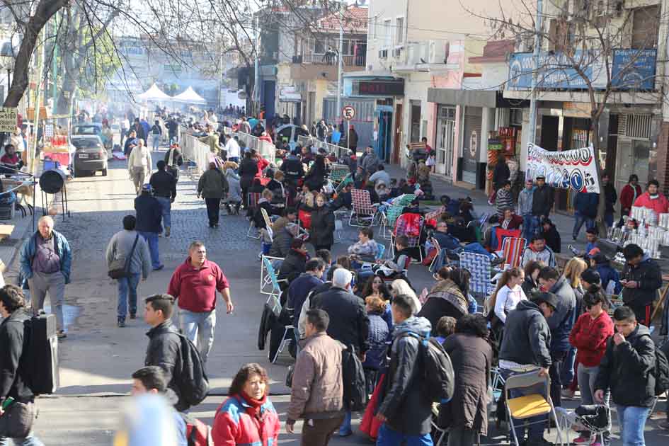 Comienza la vigilia en los alrededores de la iglesia de San Cayetano