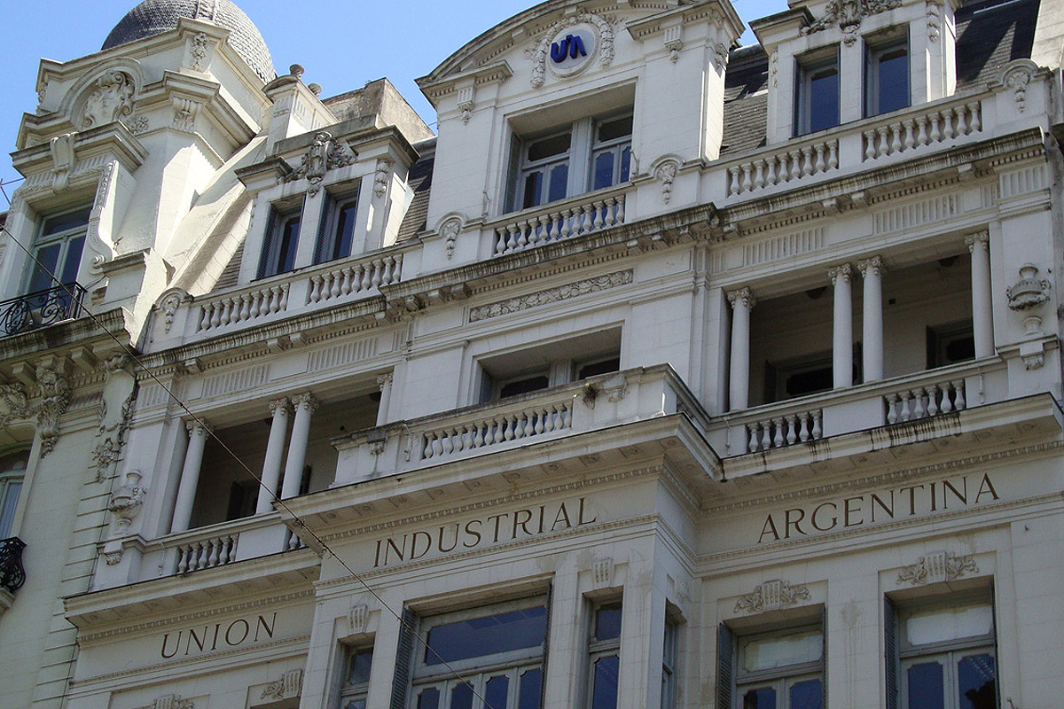 Las empresas empiezan a impugnar el ajuste retroactivo del gas