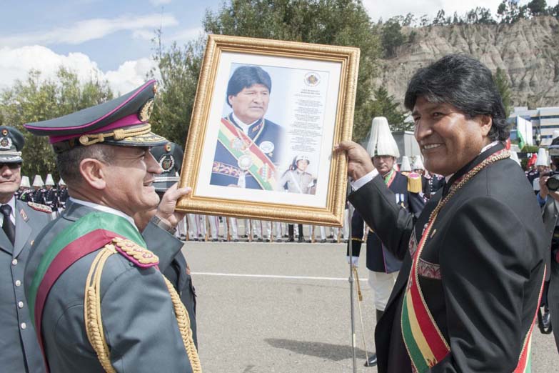 Evo inauguró la Escuela Militar Antiimperialista