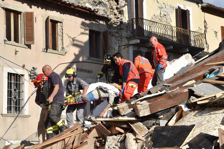 Al menos 247 muertos por el terremoto en Italia