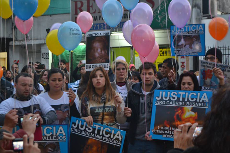 Denuncian 13 casos de mala praxis por muertes de bebés en una clínica de San Martín