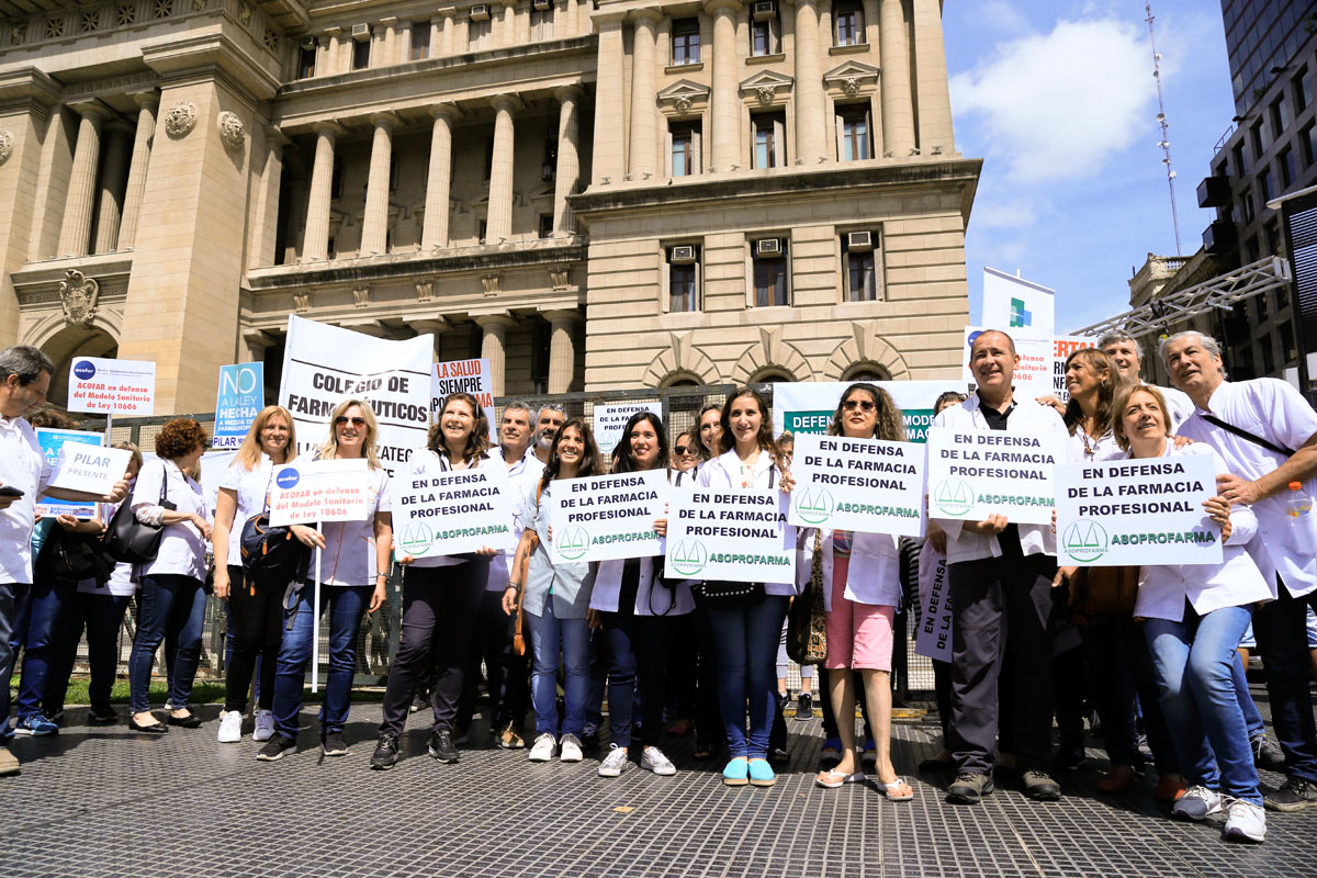 La Provincia defenderá ante la Corte el bloqueo a Farmacity