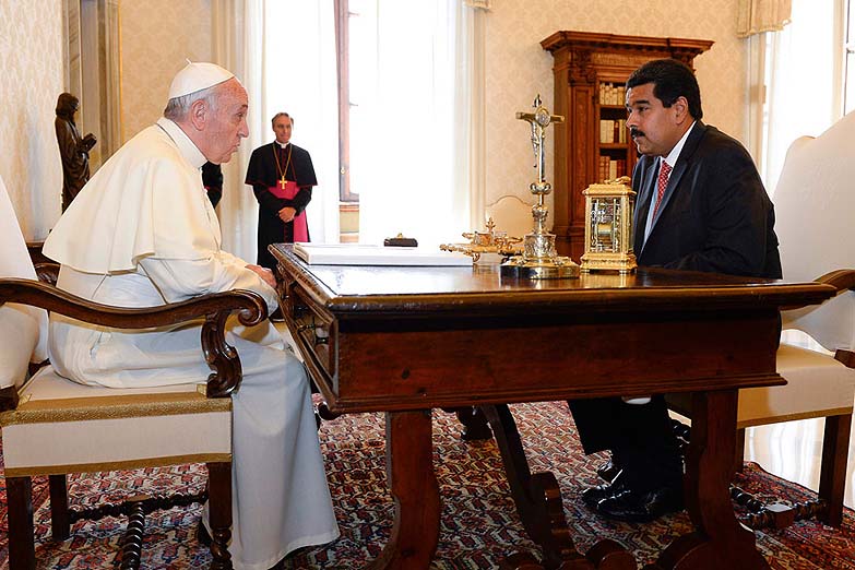 El Papa se ofrece a mediar en la crisis venezolana