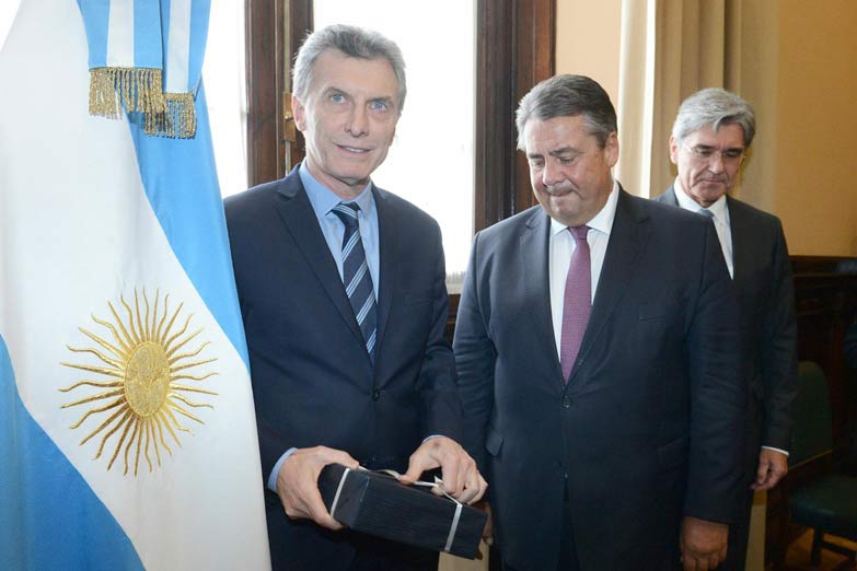 Una offshore reaviva el vínculo del clan Macri con el caso Siemens