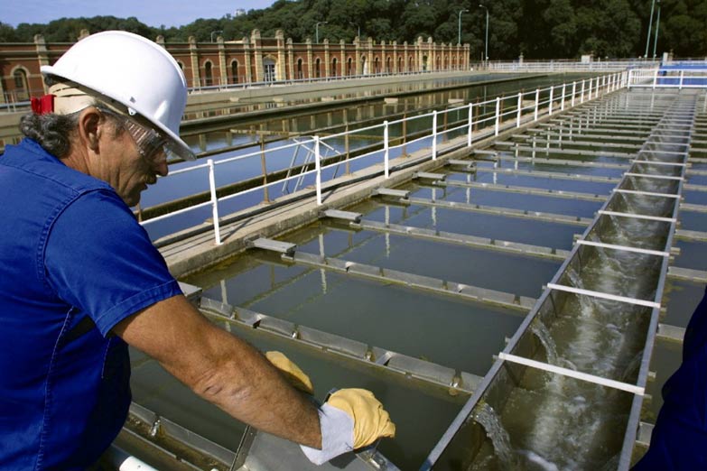 Poner más medidores de agua podría derivar en un nuevo tarifazo