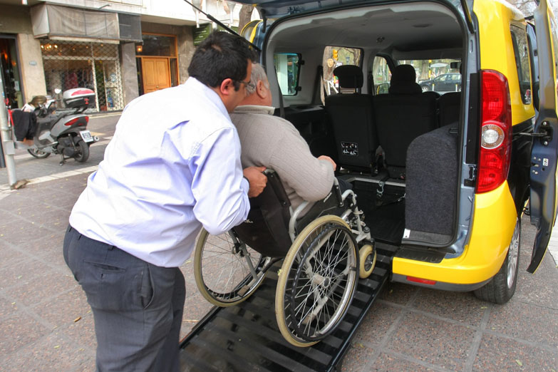 Reclaman derogar una resolución para geolocalizar a terapistas de personas con discapacidad