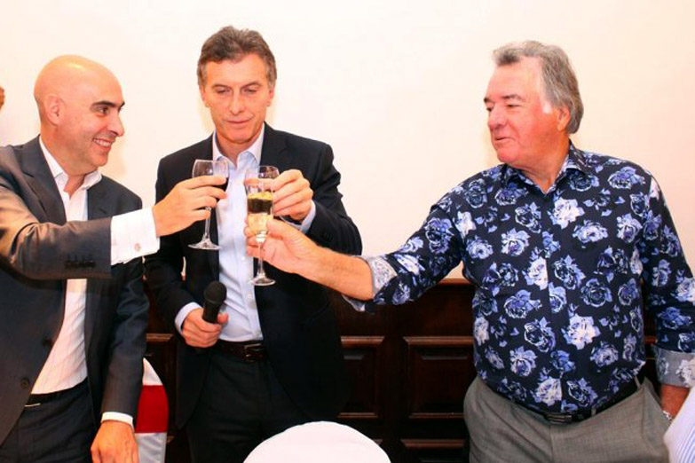 «Hay que apoyar al gobierno por no menos de dos años»