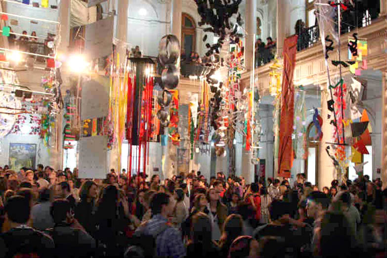 La Universidad despliega un centenar de obras de arte en La Plata
