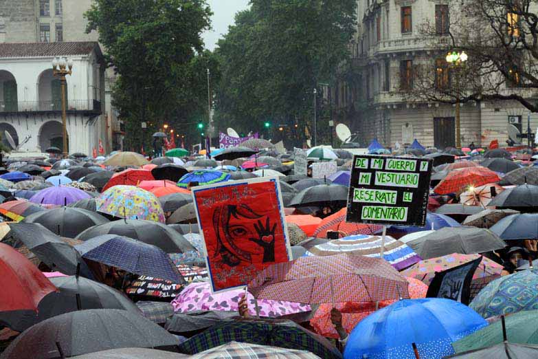 #NiUnaMenos: miles de mujeres marcharon por un cambio cultural