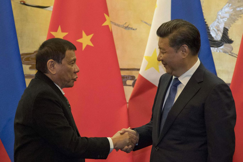 El presidente filipino anunció en China su «separación» de Estados Unidos