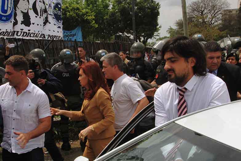 Las mejores fotos de Cristina en Comodoro Py