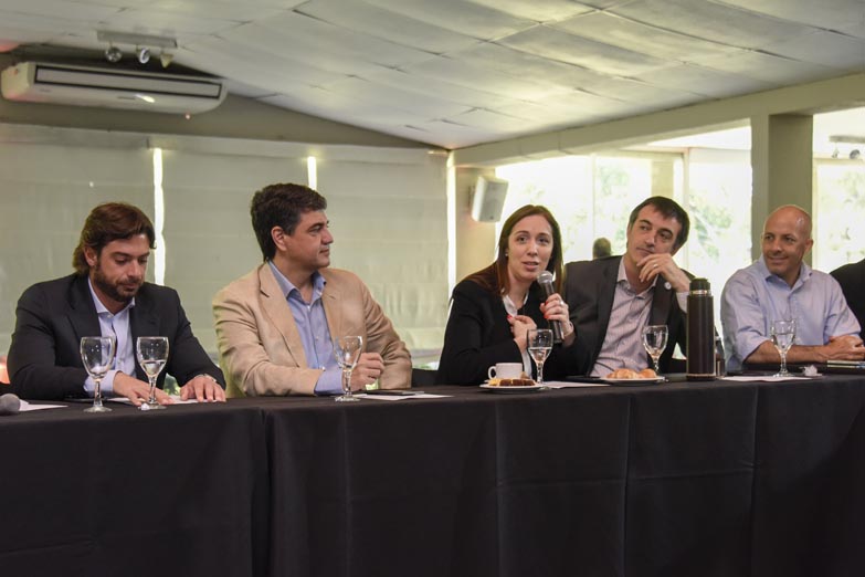 La Gobernadora arengó a la tropa PRO en Pilar de cara a 2017