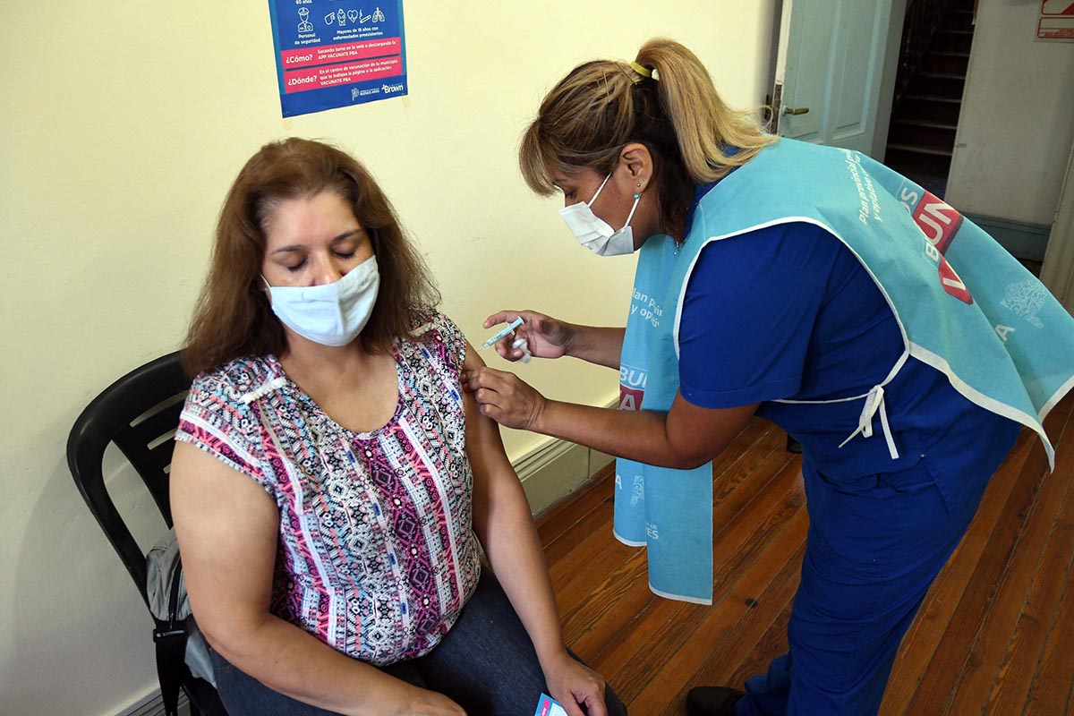 Provincia de Buenos Aires vacunará a los mayores de 60 años que hayan perdido el turno