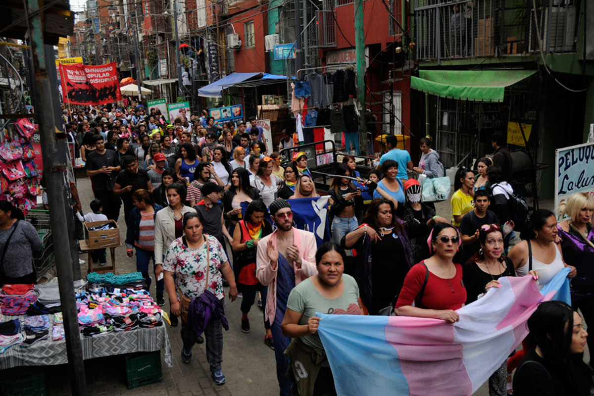 Crónica y fotos: Primera Marcha del Orgullo villera y plurinacional