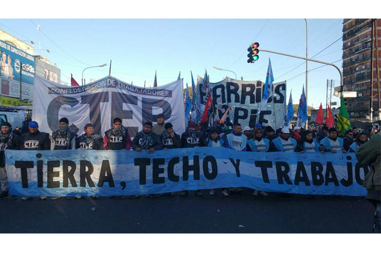 Para los movimientos sociales, «sería una locura» vetar la ley