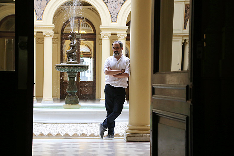 Hernán Iglesias Illa: «Con la temperatura electoral crecen la tentación y el cálculo»