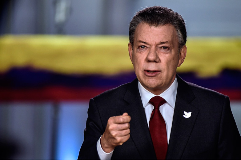 Santos justifica la decisión de aprobar en el Congreso los acuerdos finales de paz con las FARC