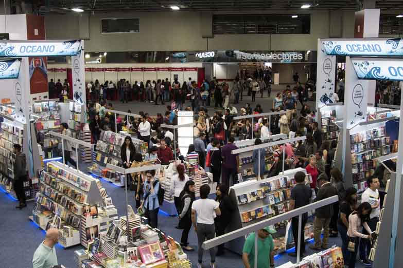 Autores  y editores argentinos viajan a la Feria del Libro de Guadalajara