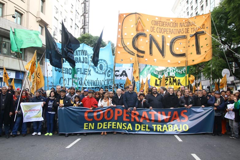 Organizaciones sociales marchan «por una Navidad sin hambre y con trabajo»
