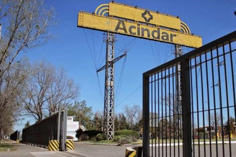 La planta de Acindar en Rosario, al borde de cerrar sus puertas