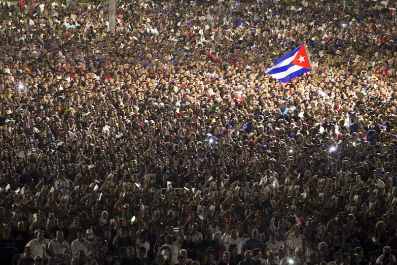 Cuba despidió a Fidel con otra «Caravana de la Libertad»