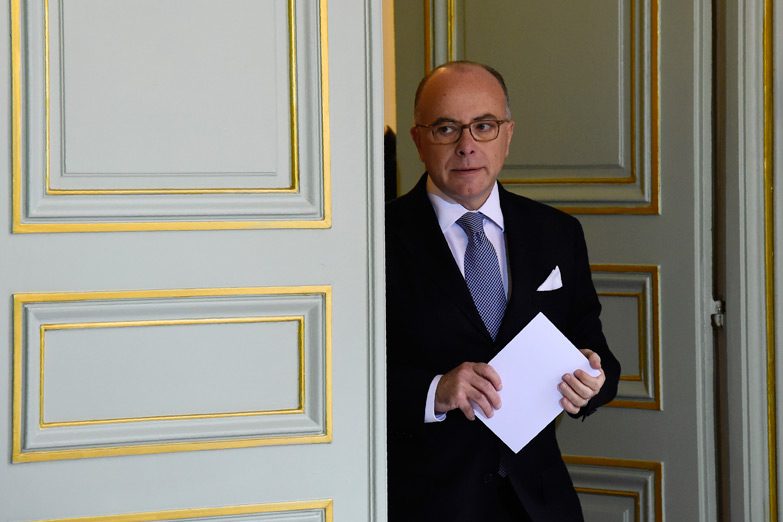 Enroques en el gabinete francés por la renuncia del premier