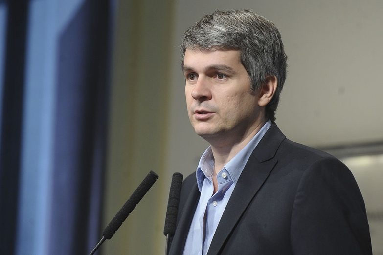 Marcos Peña: «Parece que el proyecto fue hecho para que lo vetemos»