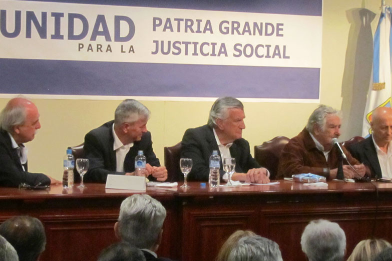 Mujica llamó a organizarse en esta nueva etapa “neoliberal” de América Latina