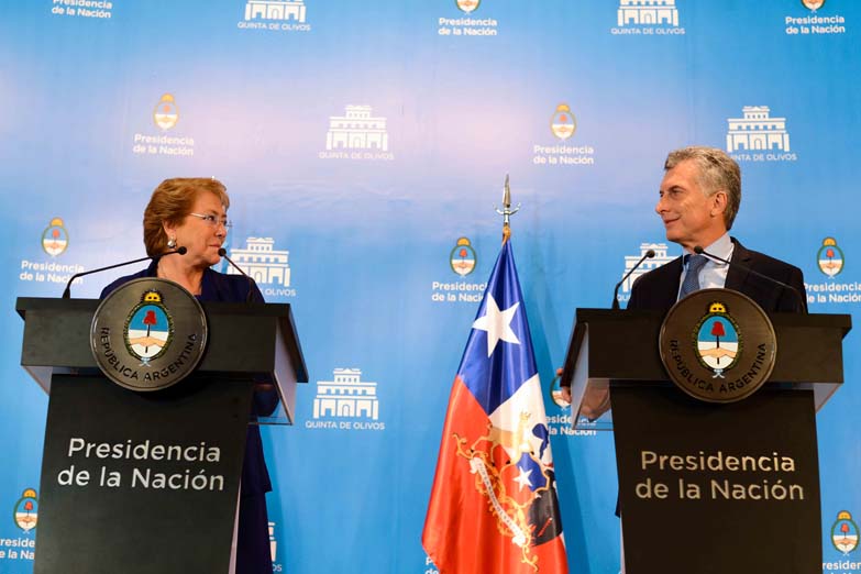 Macri recibió a Bachelet y reiteró su idea de sumarse a la Alianza del Pacífico