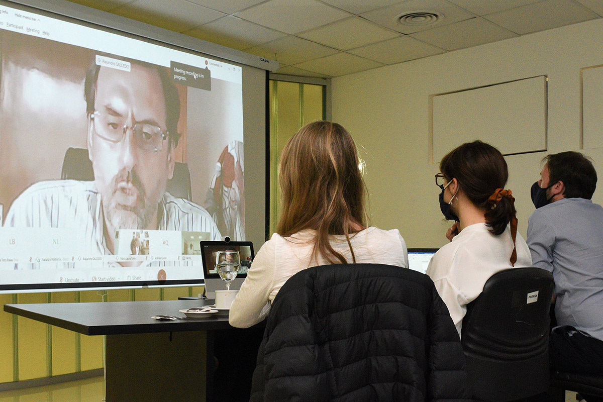 Paritaria docente: Kicillof se reunió con los gremios pero no hizo ninguna oferta